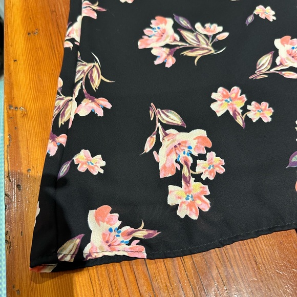 Peach Love California Dress, Black & Floral, Women's Small - Picture 8 of 8